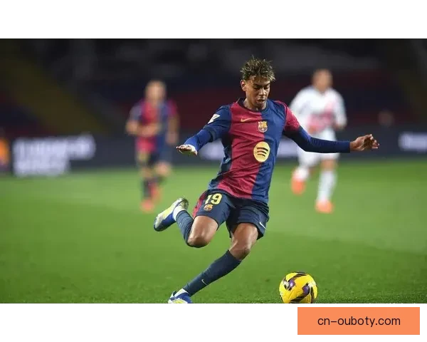 巴萨首战失利跌至第二亚马尔罪人